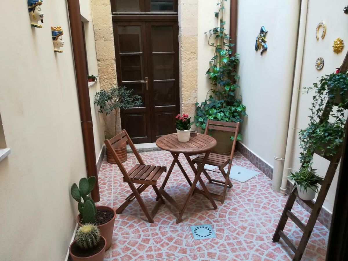 Casa Bidduzza Apartman Szirakúza Kültér fotó